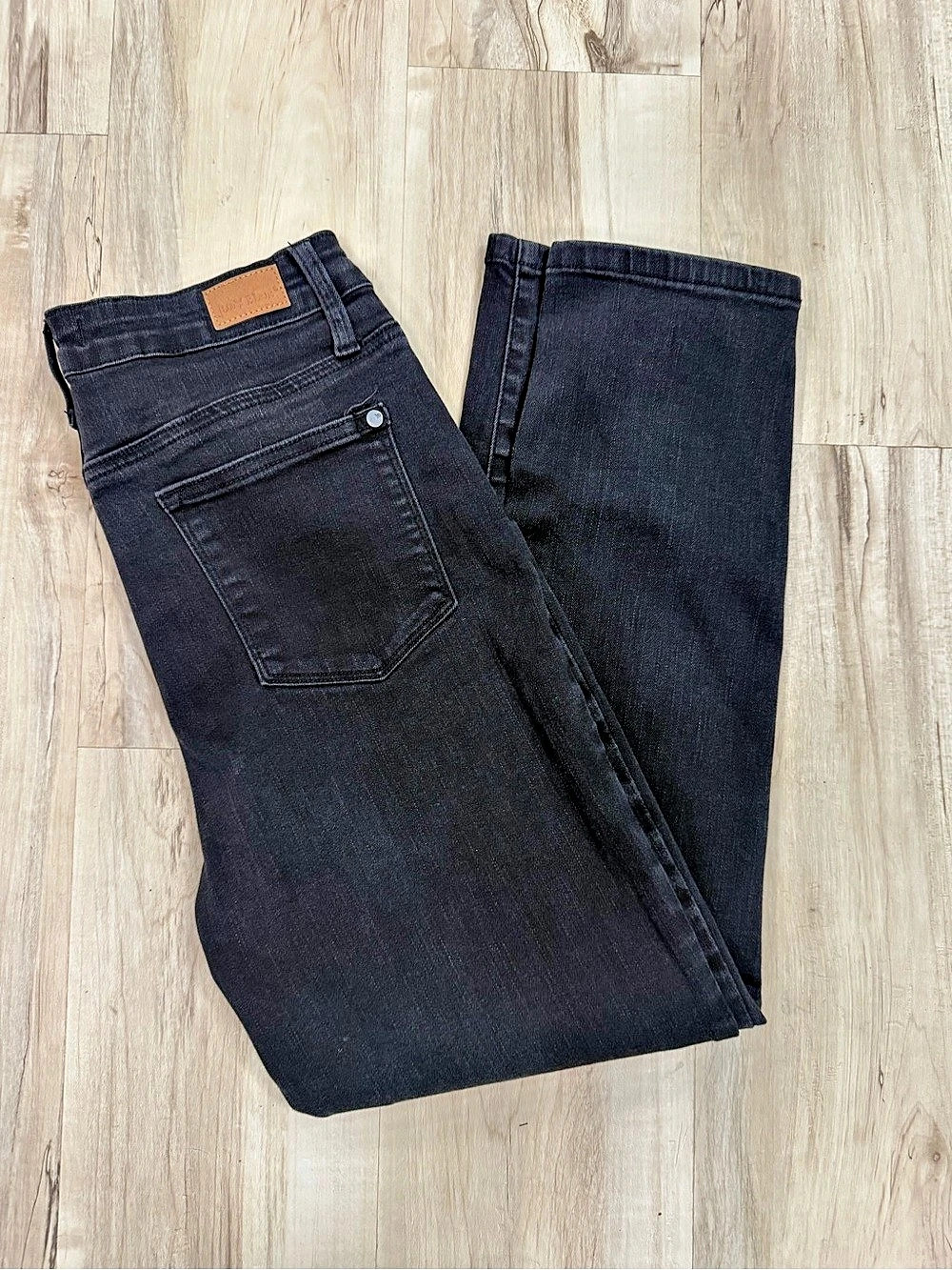 Judy Blue Black High-Waist Boyfriend/Slim Straight Jeans • Size 29 • LAW008